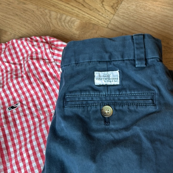 Vineyards Vines Bundle. Red and white shirt and navy pants - Picture 2 of 5